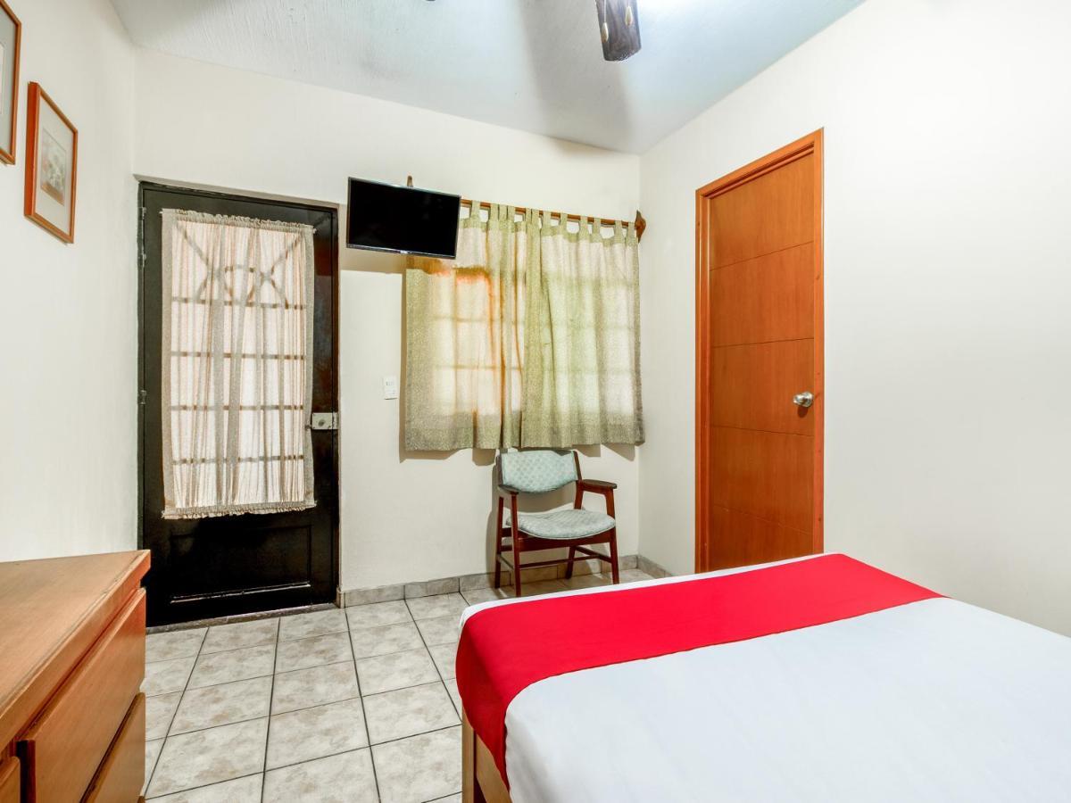 Oyo Hotel Posada Garibaldi Guadalajara Buitenkant foto