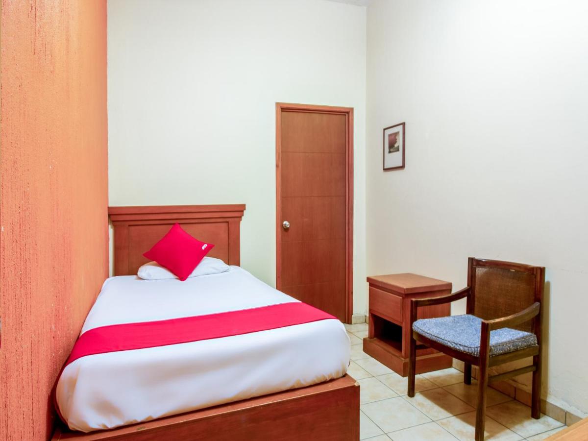 Oyo Hotel Posada Garibaldi Guadalajara Buitenkant foto