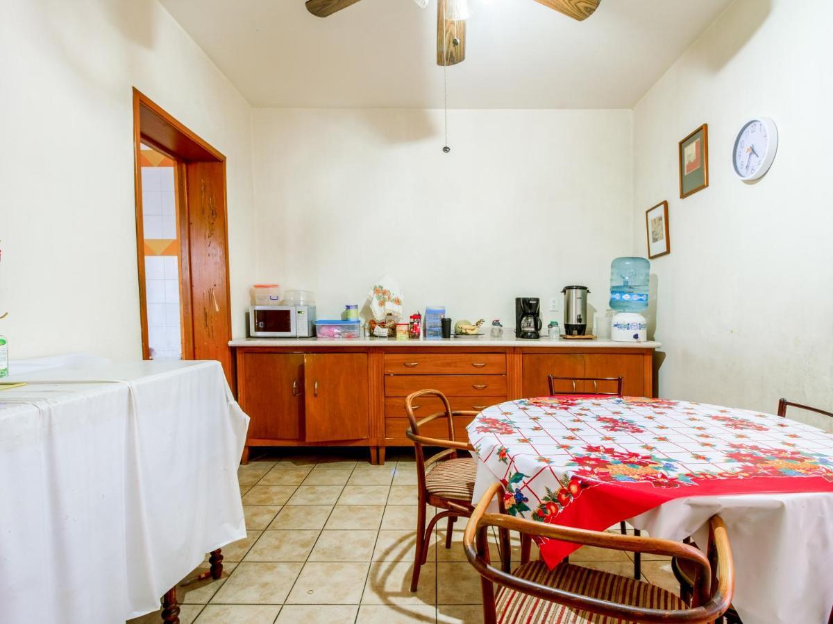 Oyo Hotel Posada Garibaldi Guadalajara Buitenkant foto