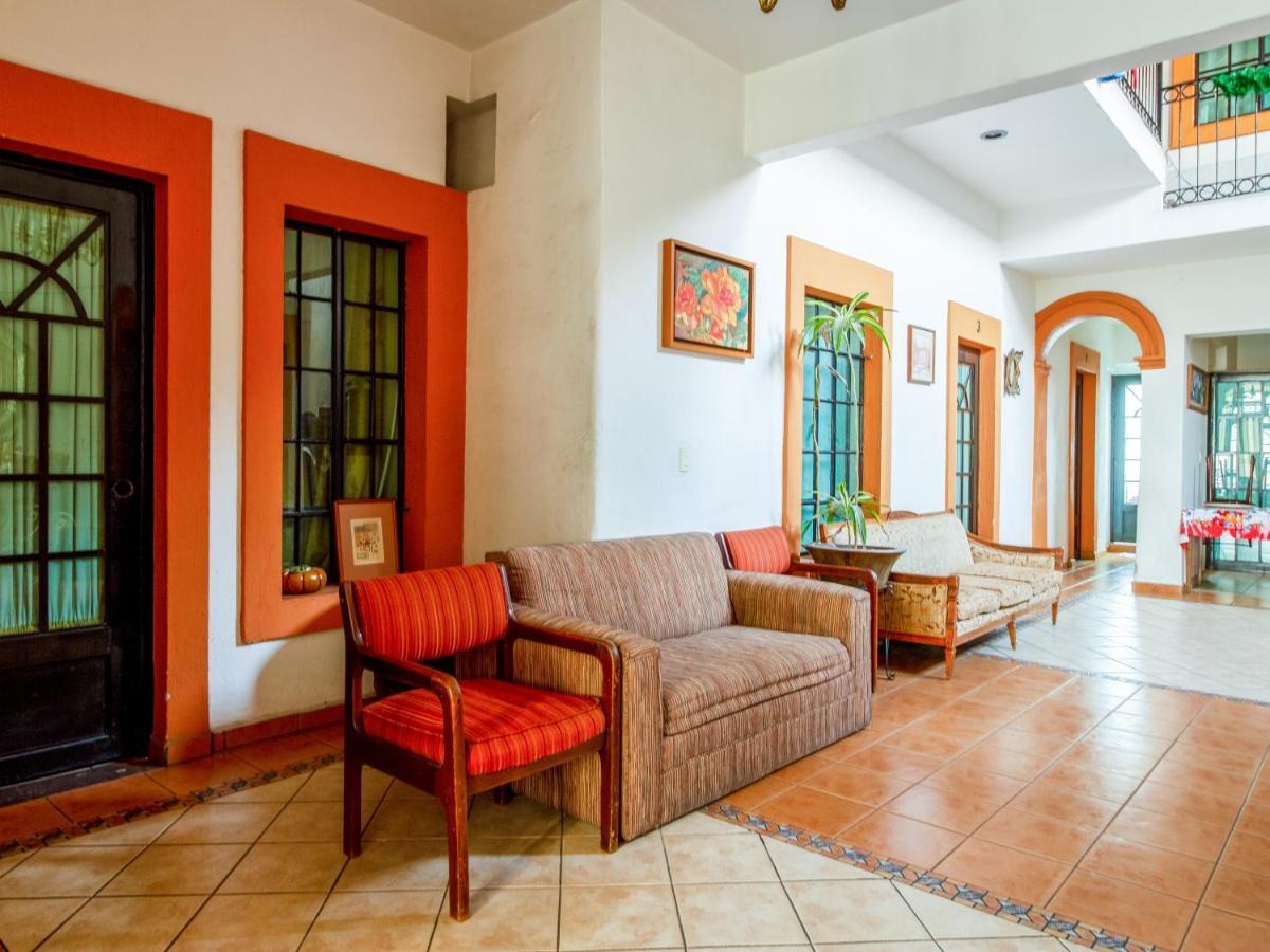 Oyo Hotel Posada Garibaldi Guadalajara Buitenkant foto