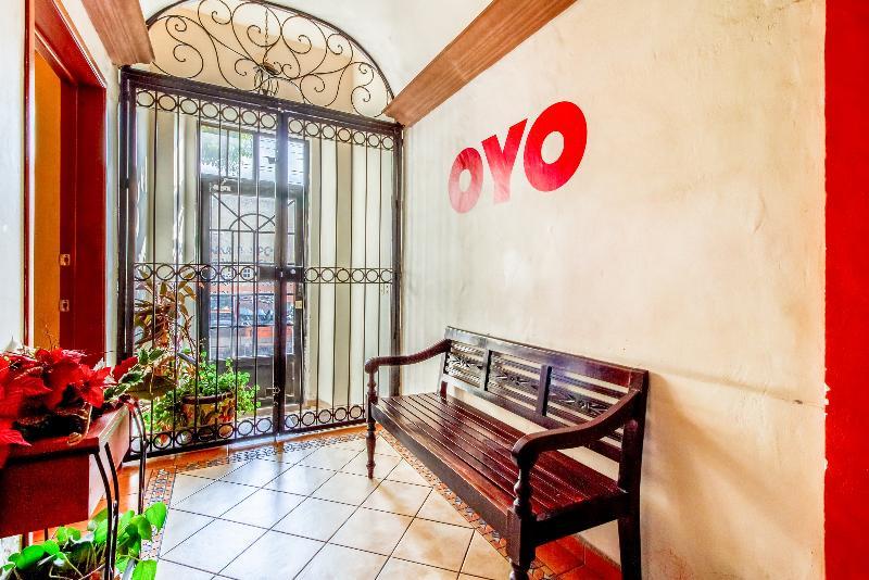 Oyo Hotel Posada Garibaldi Guadalajara Buitenkant foto