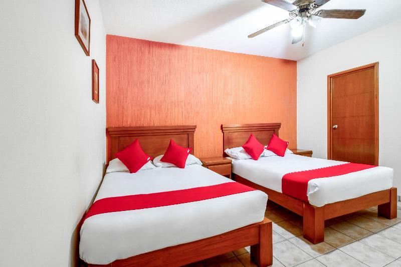 Oyo Hotel Posada Garibaldi Guadalajara Buitenkant foto