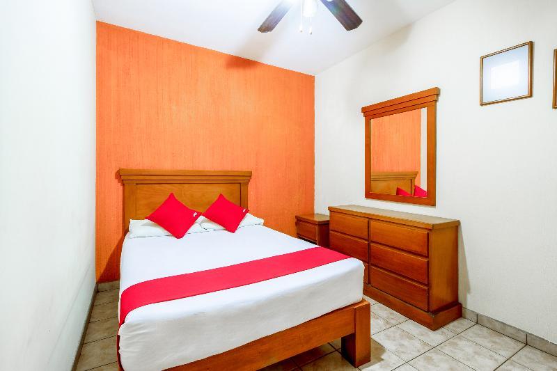 Oyo Hotel Posada Garibaldi Guadalajara Buitenkant foto