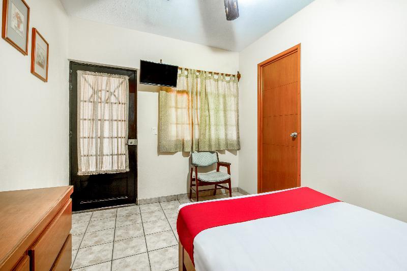 Oyo Hotel Posada Garibaldi Guadalajara Buitenkant foto