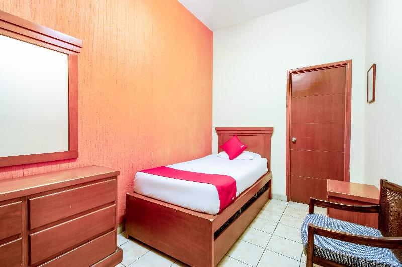 Oyo Hotel Posada Garibaldi Guadalajara Buitenkant foto