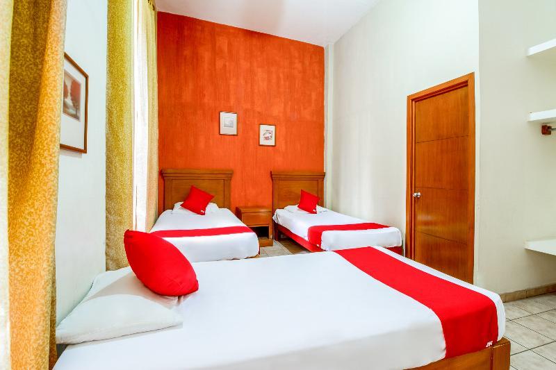 Oyo Hotel Posada Garibaldi Guadalajara Buitenkant foto