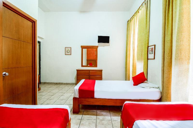 Oyo Hotel Posada Garibaldi Guadalajara Buitenkant foto